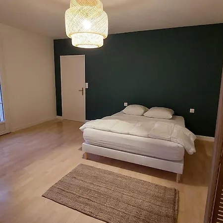 La Du A Saint Pere Villa *