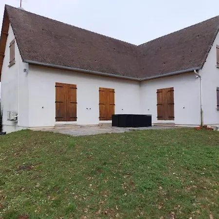 La Du A Saint Pere Villa