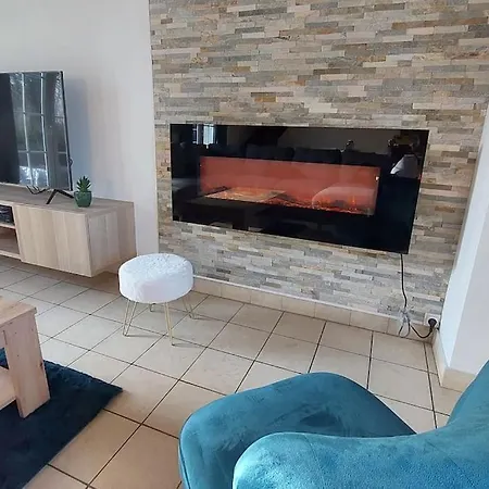 La Du A Saint Pere Villa *